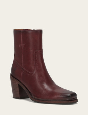 Sedona Short Inside Zip - Bordeaux - Hero