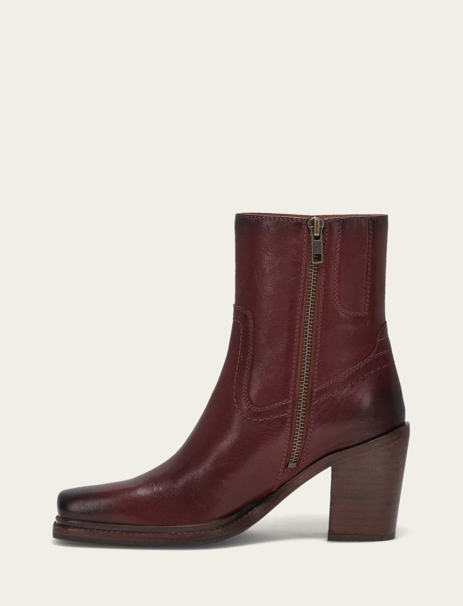Sedona Short Inside Zip - Bordeaux - Inside