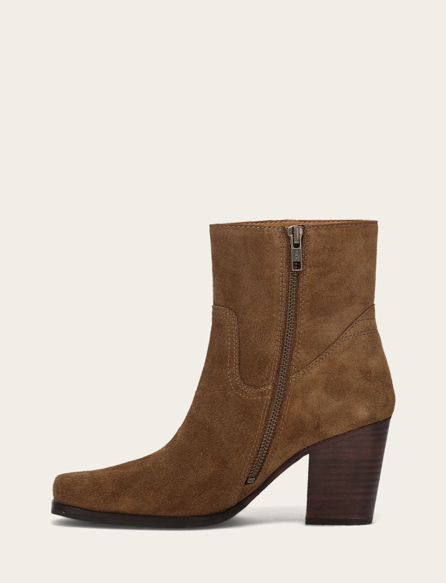 Shiloh Zip Bootie - Barley - Inside