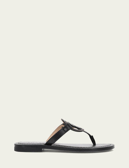 Taylor Logo Sandal - Black - Outside
