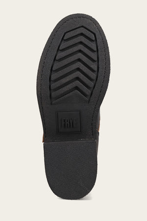 Viv Short Engineer - Distressed Black - Sole