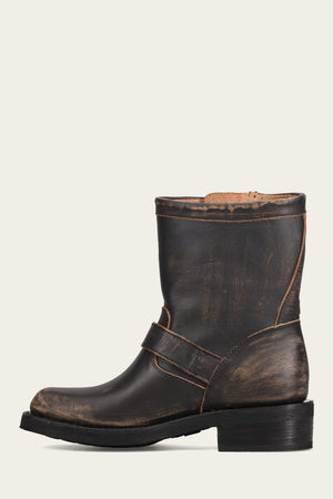 Viv Short Engineer - Distressed Black - Inside