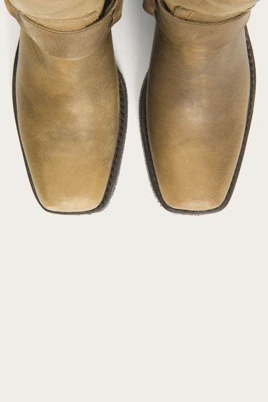 Saddle