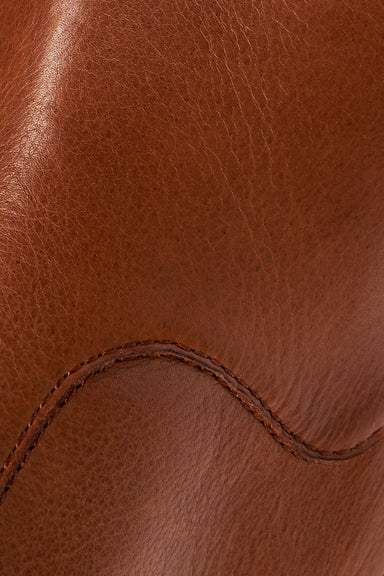 Saddle