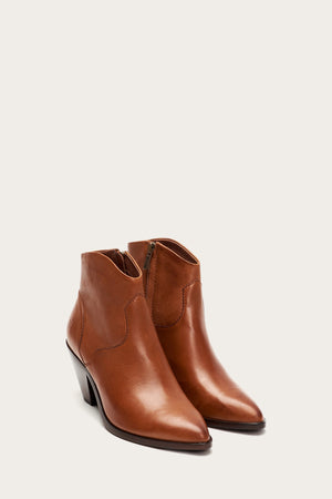 Saddle