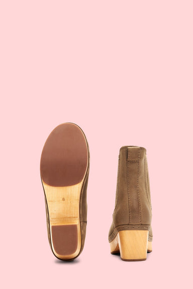 Taupe