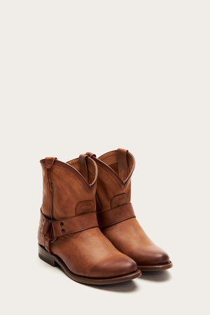 Frye women s wyatt 2024 harness short western boot