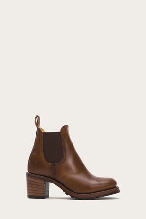 Frye sabrina best sale cognac