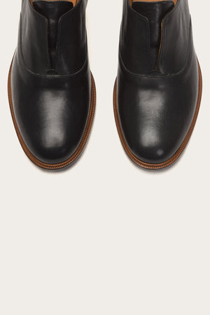 Frye annie stud sales oxford