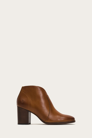 Frye nora zip short 2025
