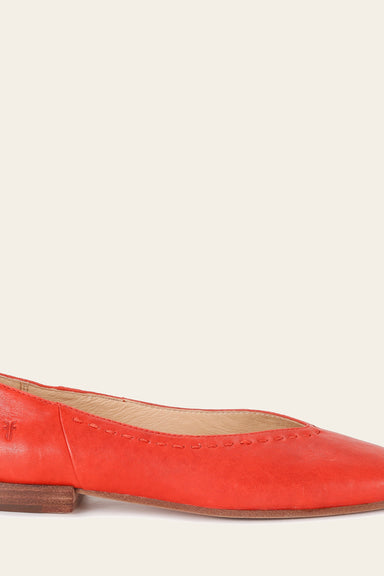 Claire Flat - Red - Outside