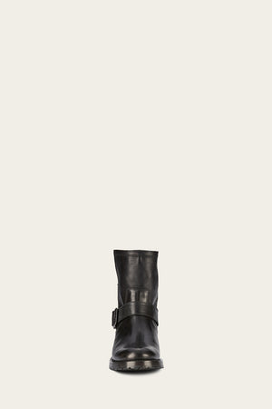 Frye natalie short engineer sale on sale