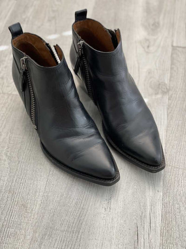 9 / Black / Teresa_37106