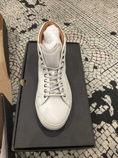 White / 9 / Michael_54978