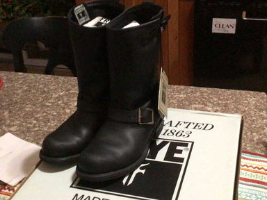 Black / 8 / Kathryn_58209