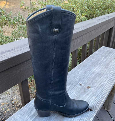 Black / 6 / Stewart_58298
