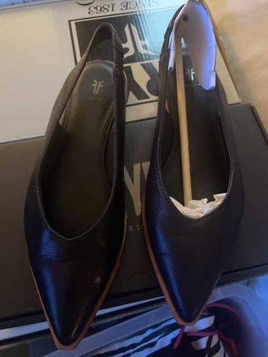 Black / 6 / Lakin_58653