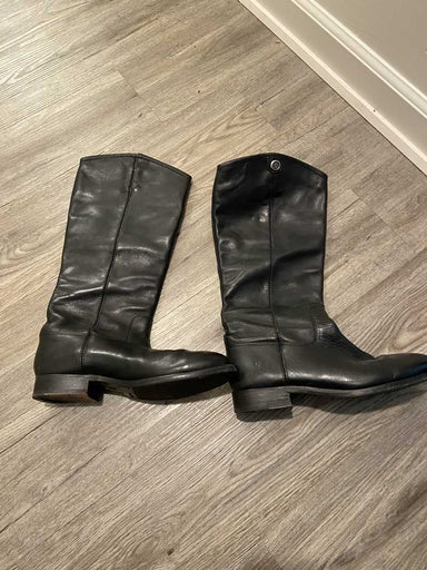 Black / 8 / Erin_60082
