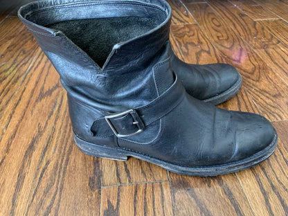 Black / 8 / Liesl_71716
