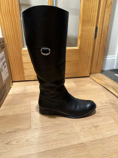 Black / 8 / Stephani_72282