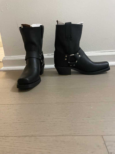 Black / 9 / Erica_72962