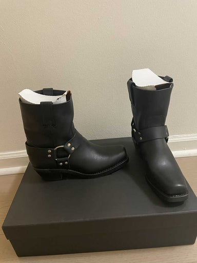Black / 9 / Erica_72962
