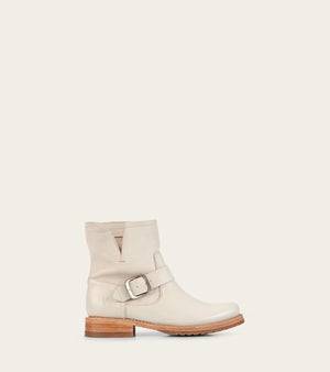 Veronica Bootie - Cream - Outside